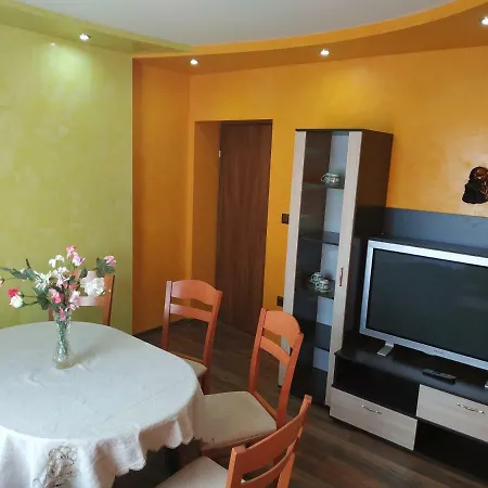 вийг Apartment *